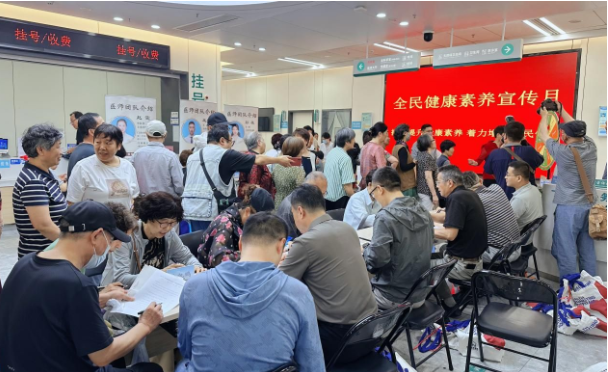 南京市建邺区海峡城社区卫生服务中心:精准科普进社区